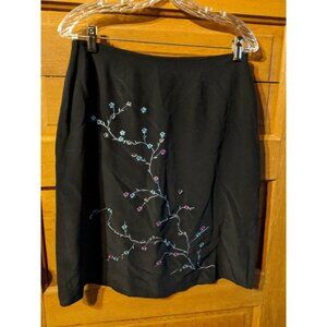 Mixit Woman Embroidered Floral Black Skirt Size 10 Blue Purple Lined